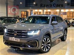 ڤۆڵکسواگن ئەتڵەس کرۆس سپۆرت